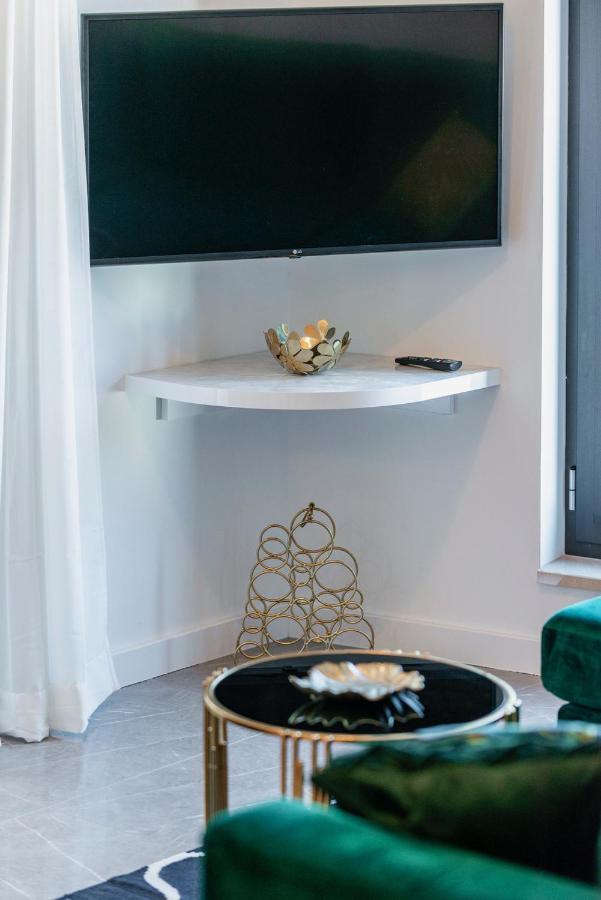 Adriatic Oasis & Marine View Apartment